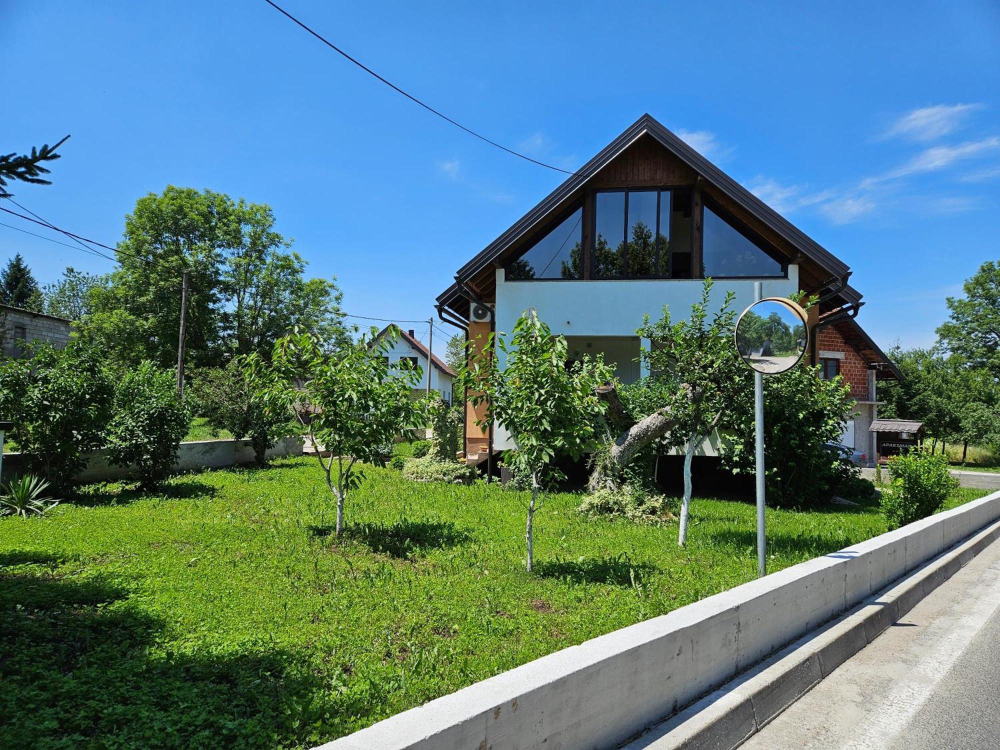 Apartment Majetic Gornji Vaganac Екстер'єр фото