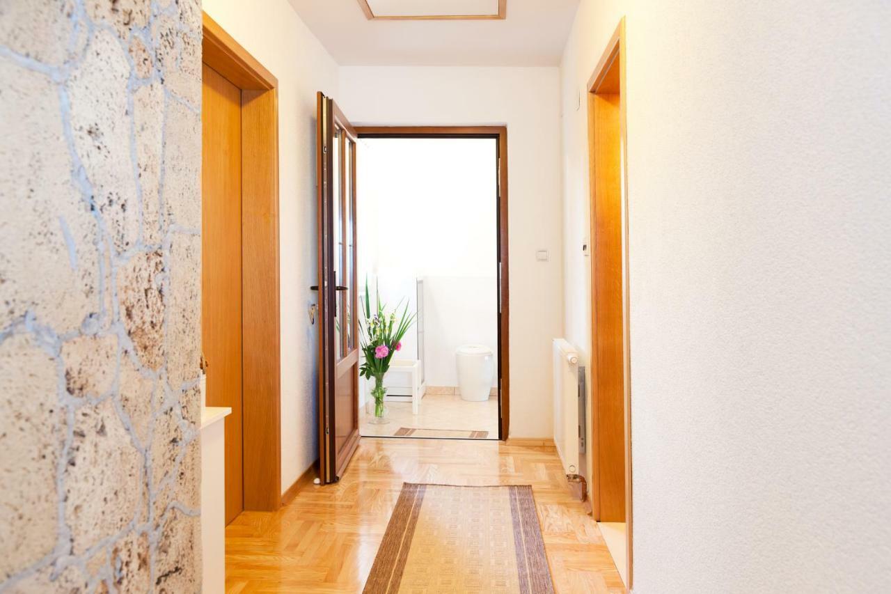 Apartment Majetic Gornji Vaganac Екстер'єр фото